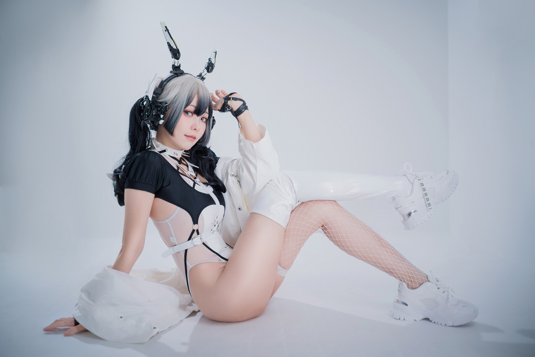 H[COS系] 台湾知名 COSER ElyEE子：十年圈龄电眼女神，东方 Project 玉藻前 COS 封神！ ElyEE子COSPLAY 写真作品合集[211套][持续更新]