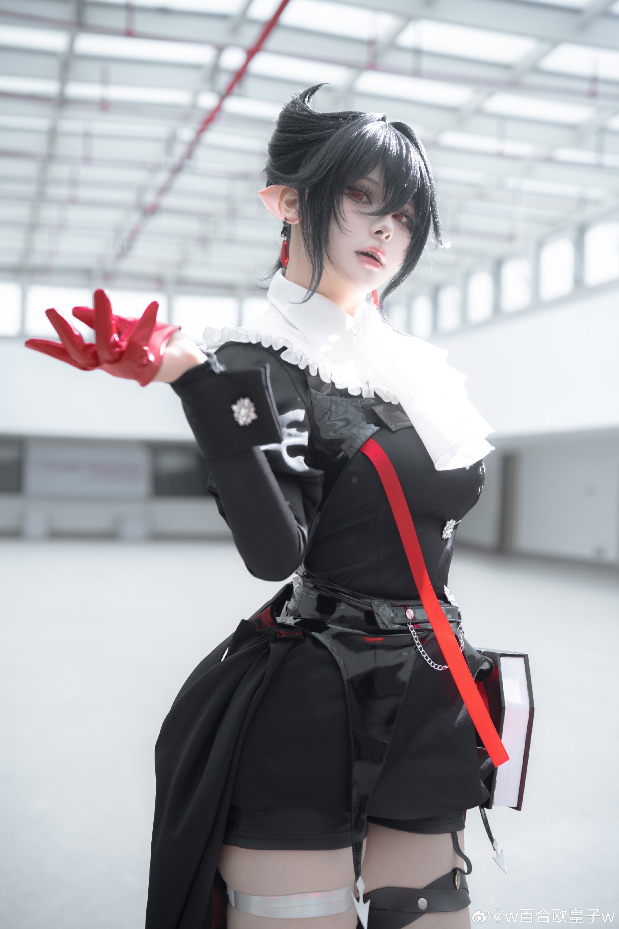 S[COS系]  @w百合欧皇子w 她走过消逝的足迹，故事的主人早已离席。 明日方舟 隐德来希