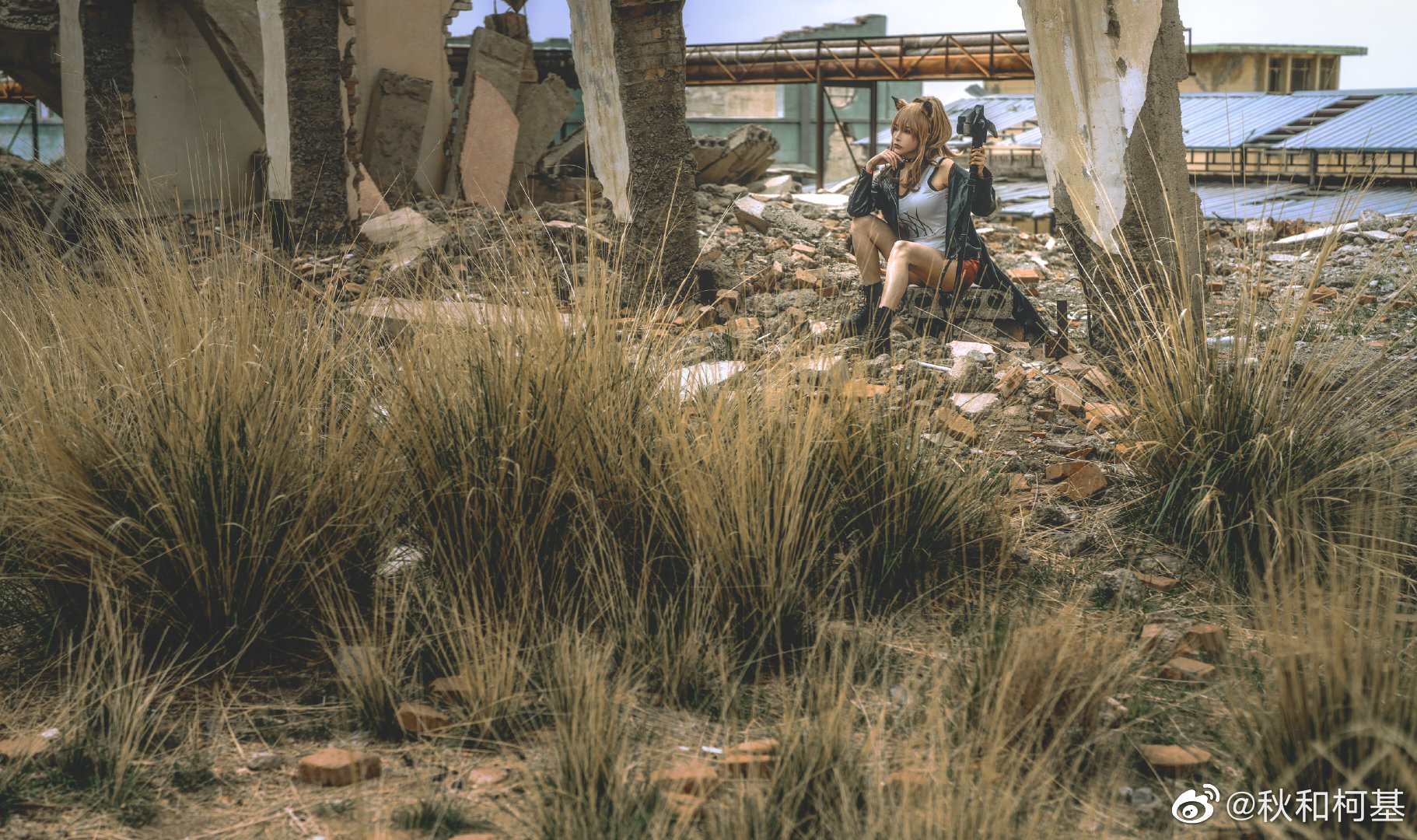 S[COS系] 维娜 是我的第一个六星干员  明日方舟 推进之王@ 秋和柯基