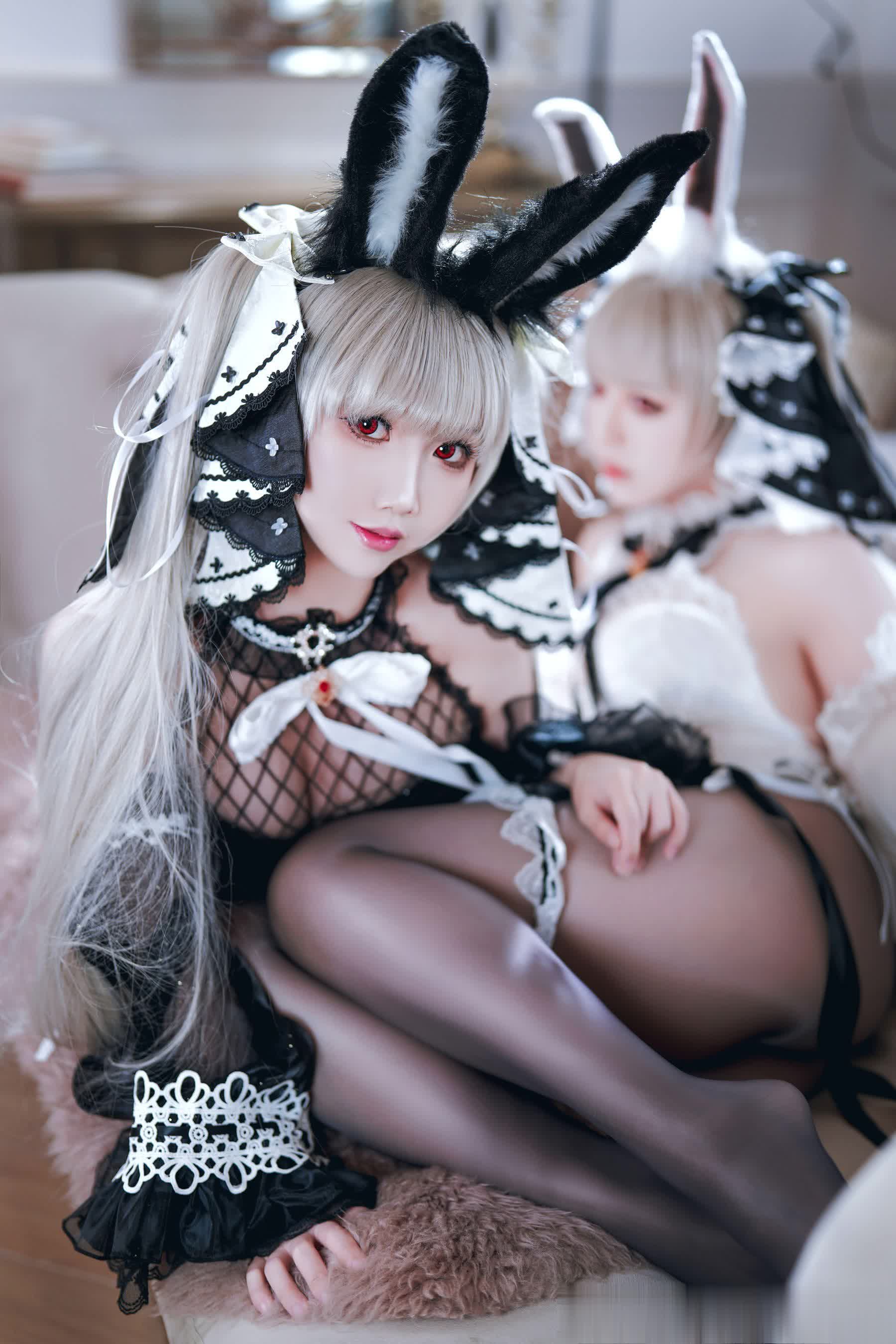 S[COS系]  正片 面饼仙儿&半半子 – 可爱人气Coser cosplay 碧蓝航线 可畏兔兔 33P