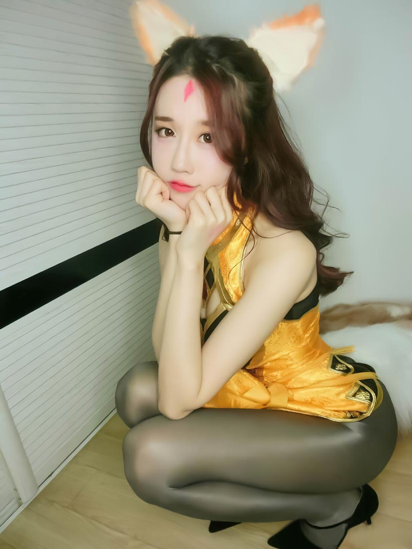 HM[COS系] 轩子巨二兔 女仆装 妲己 原神凝光 圣诞白色马油袜 等等COSPLAY写真图片包合集[25套][持续更新]