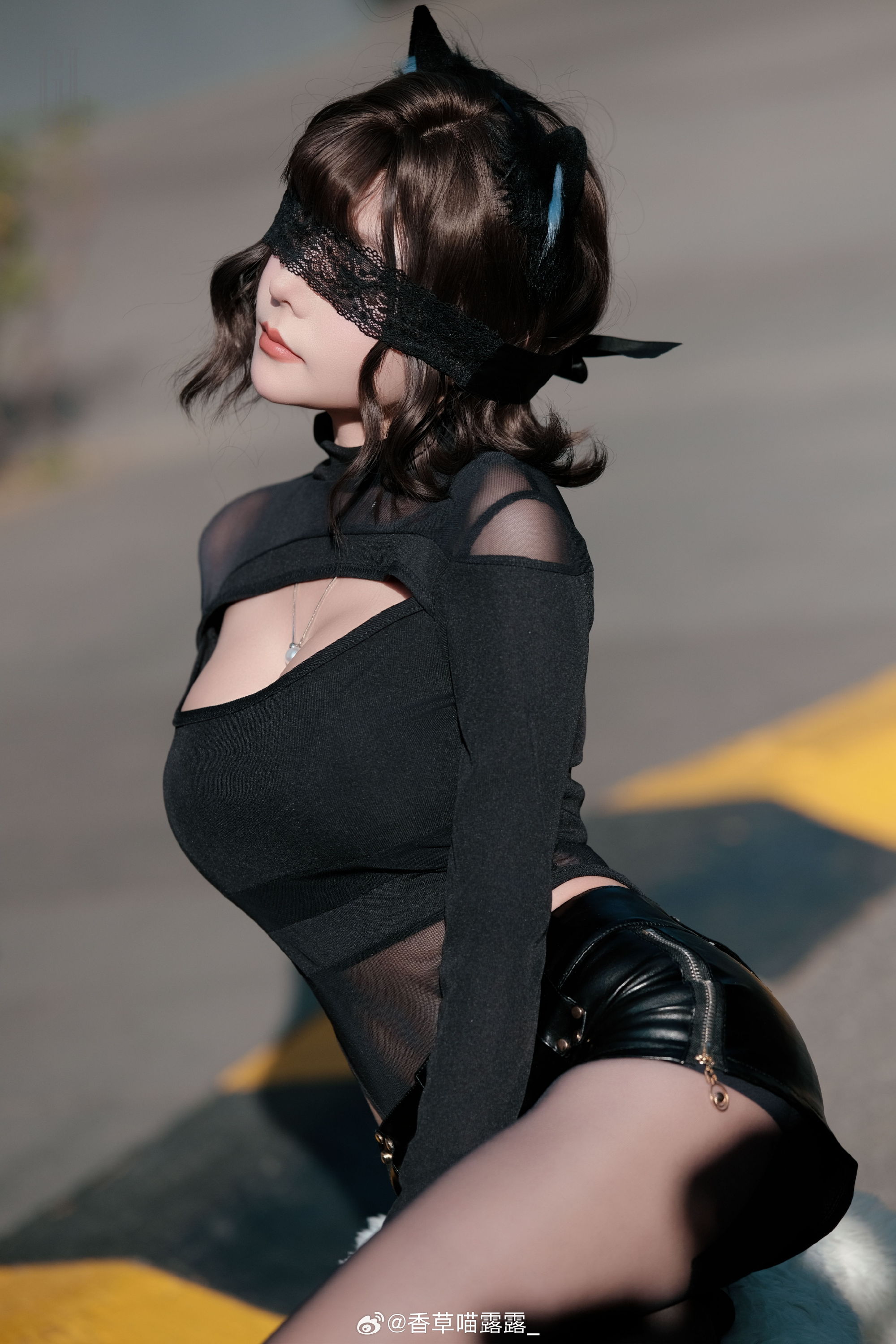 S[COS系] 火辣写真 姐就是冬天里的一把火  香草喵露露_ 御姐范 写真欣赏