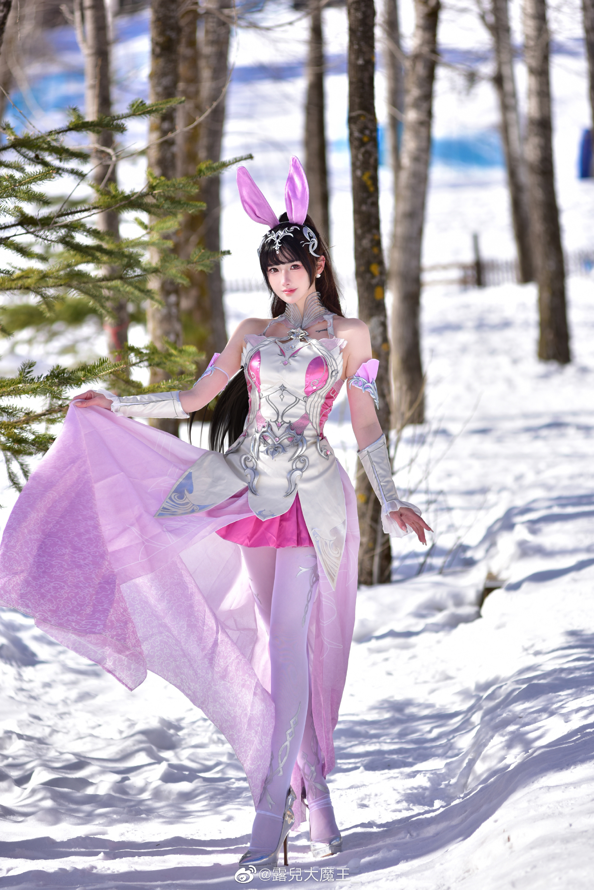 H[COS系] 露兒大魔王 ：上海御姐Coser！172cm大长腿杀疯二次元动漫圈！这腿真是太棒了  露兒大魔王 COSPLAY写真图片包合集[11套][持续更新]