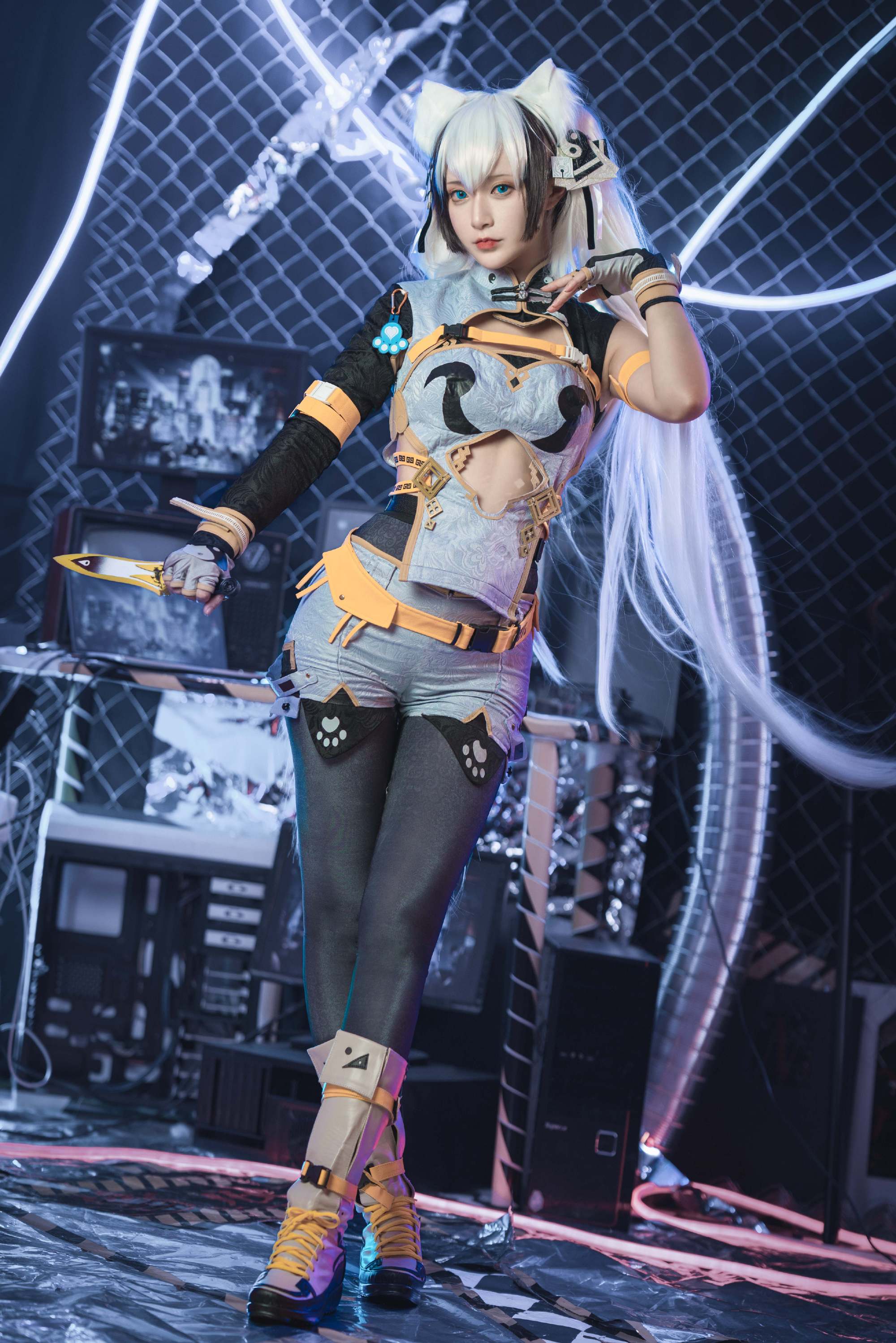 S[COS系] 铁板烧鬼舞w ！这世间的善，由我来维护，这世间的恶，由我来斩断。猫之城 双生侠影