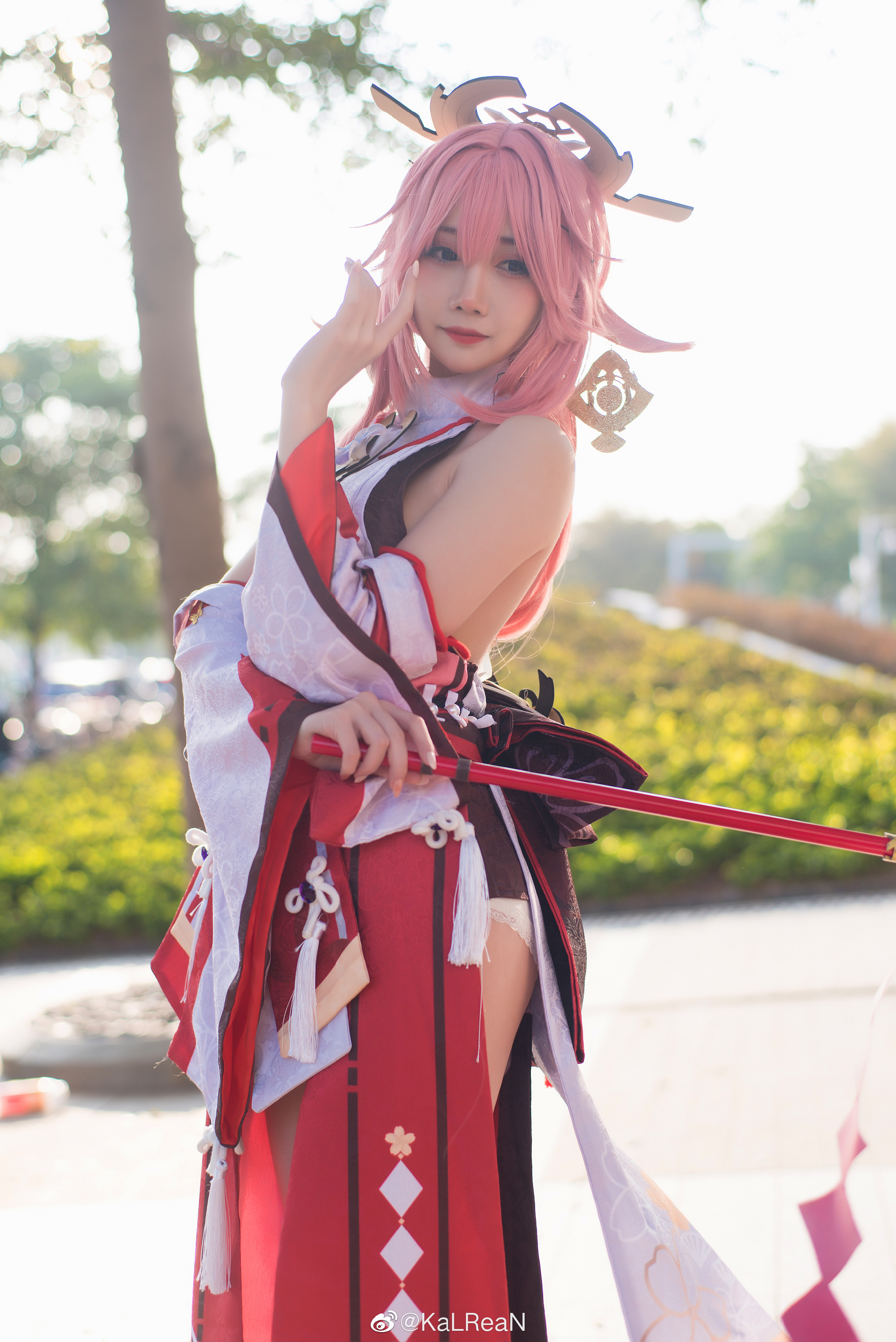 S[COS系] 焖焖碳- coser 的实例展示 正片  原神 八重神子11P