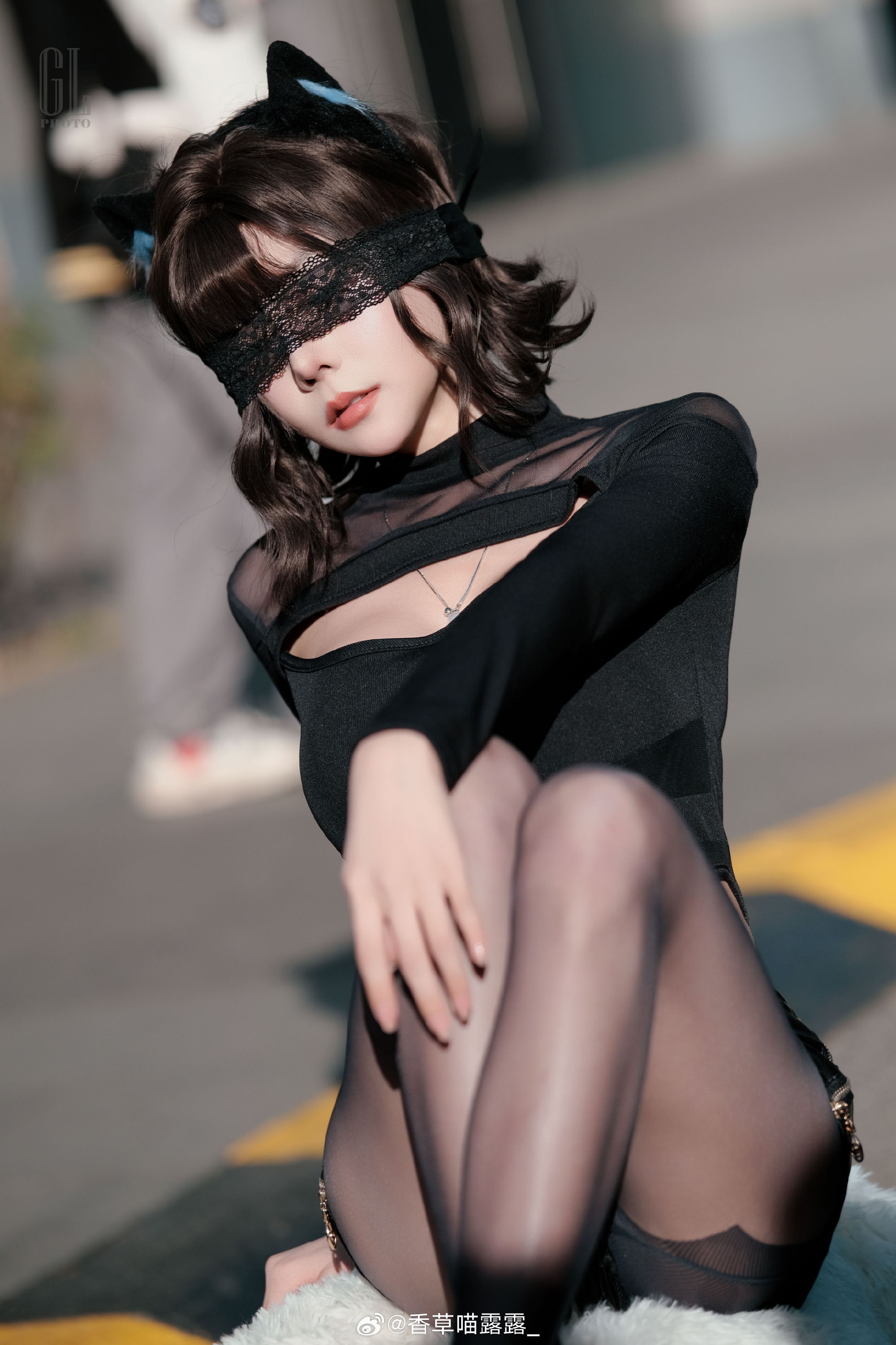 S[COS系] 火辣写真 姐就是冬天里的一把火  香草喵露露_ 御姐范 写真欣赏
