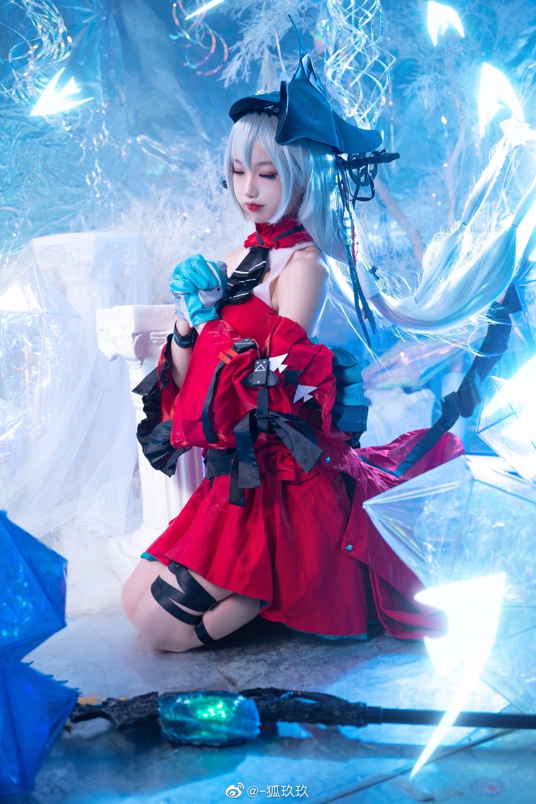 S[COS系] 狐玖玖 cosplay 正片欣赏 梦……你会有怎样一个梦呢？ 明日方舟 浊心斯卡蒂