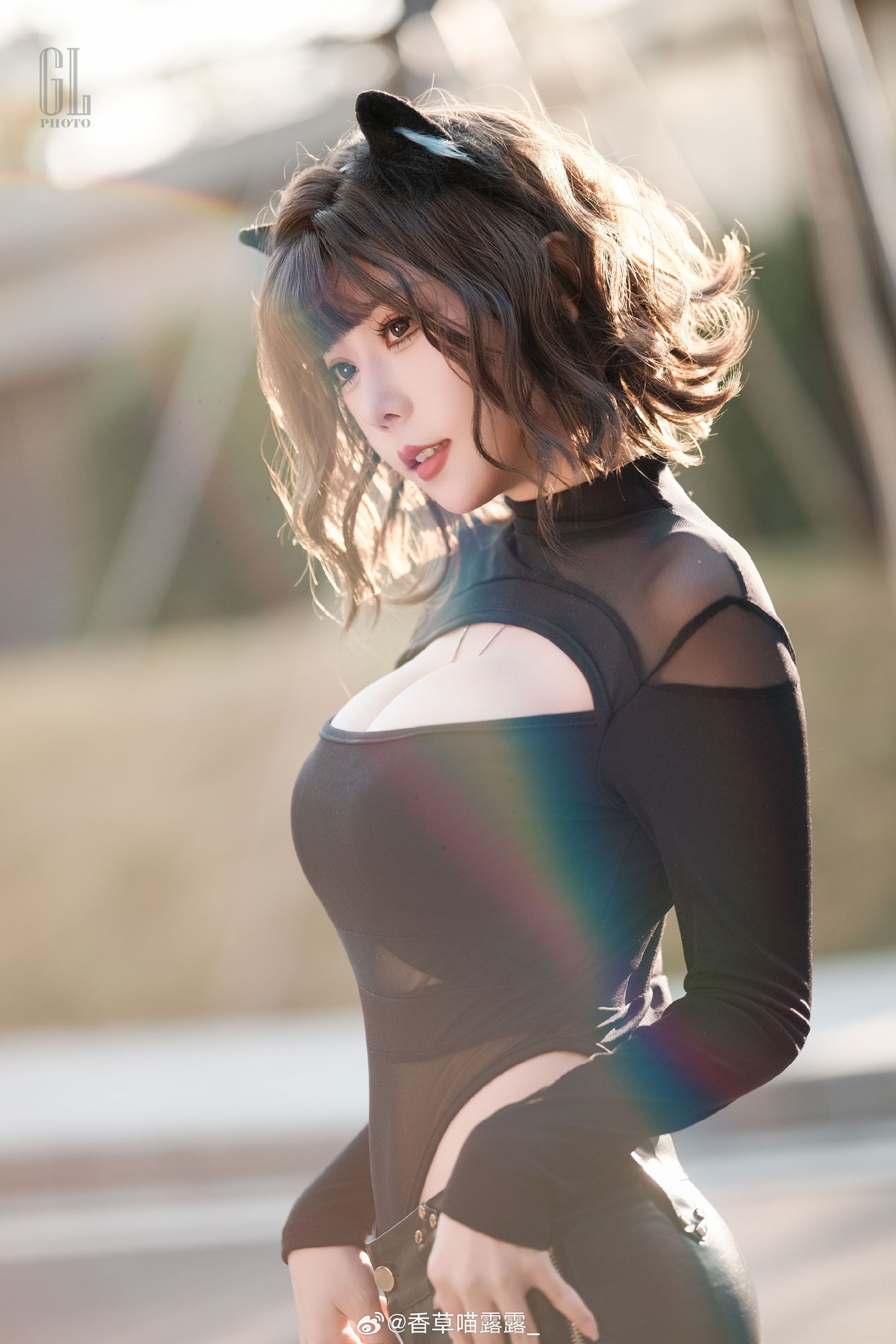 S[COS系] 火辣写真 姐就是冬天里的一把火  香草喵露露_ 御姐范 写真欣赏