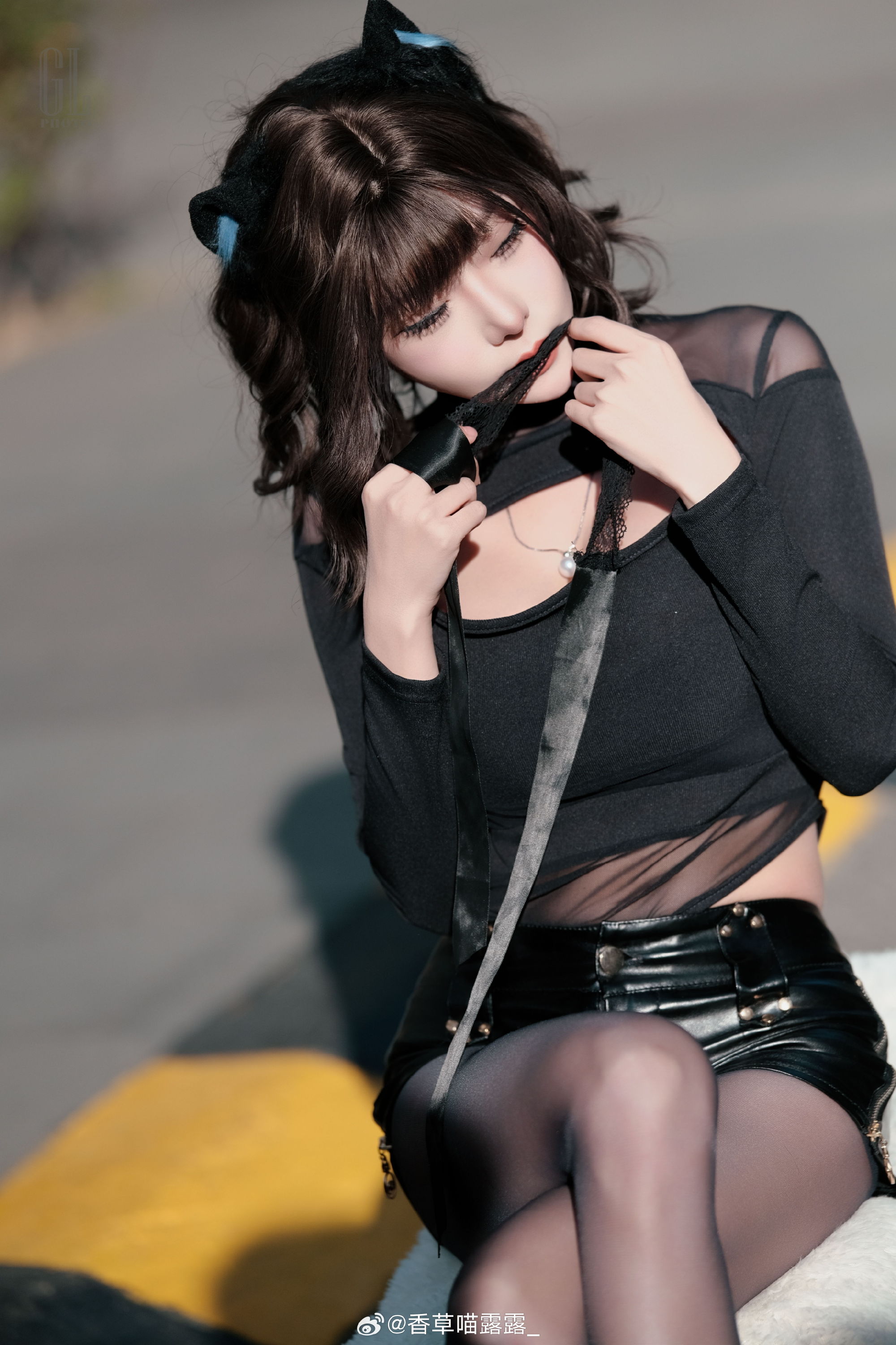 S[COS系] 火辣写真 姐就是冬天里的一把火  香草喵露露_ 御姐范 写真欣赏