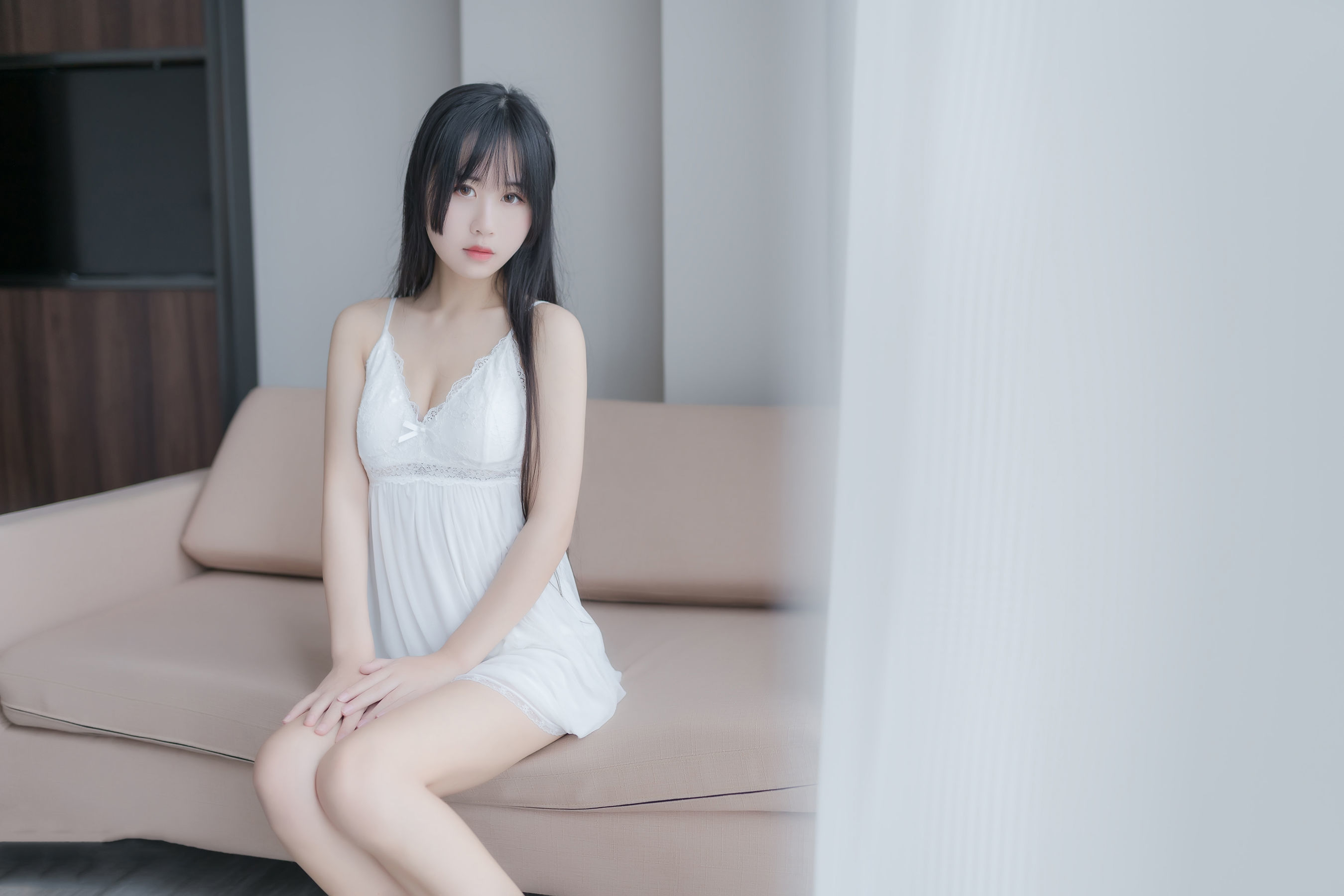 S[COS系] 阳光美少女 萌芽儿o0 正片  白色私房 [35P]