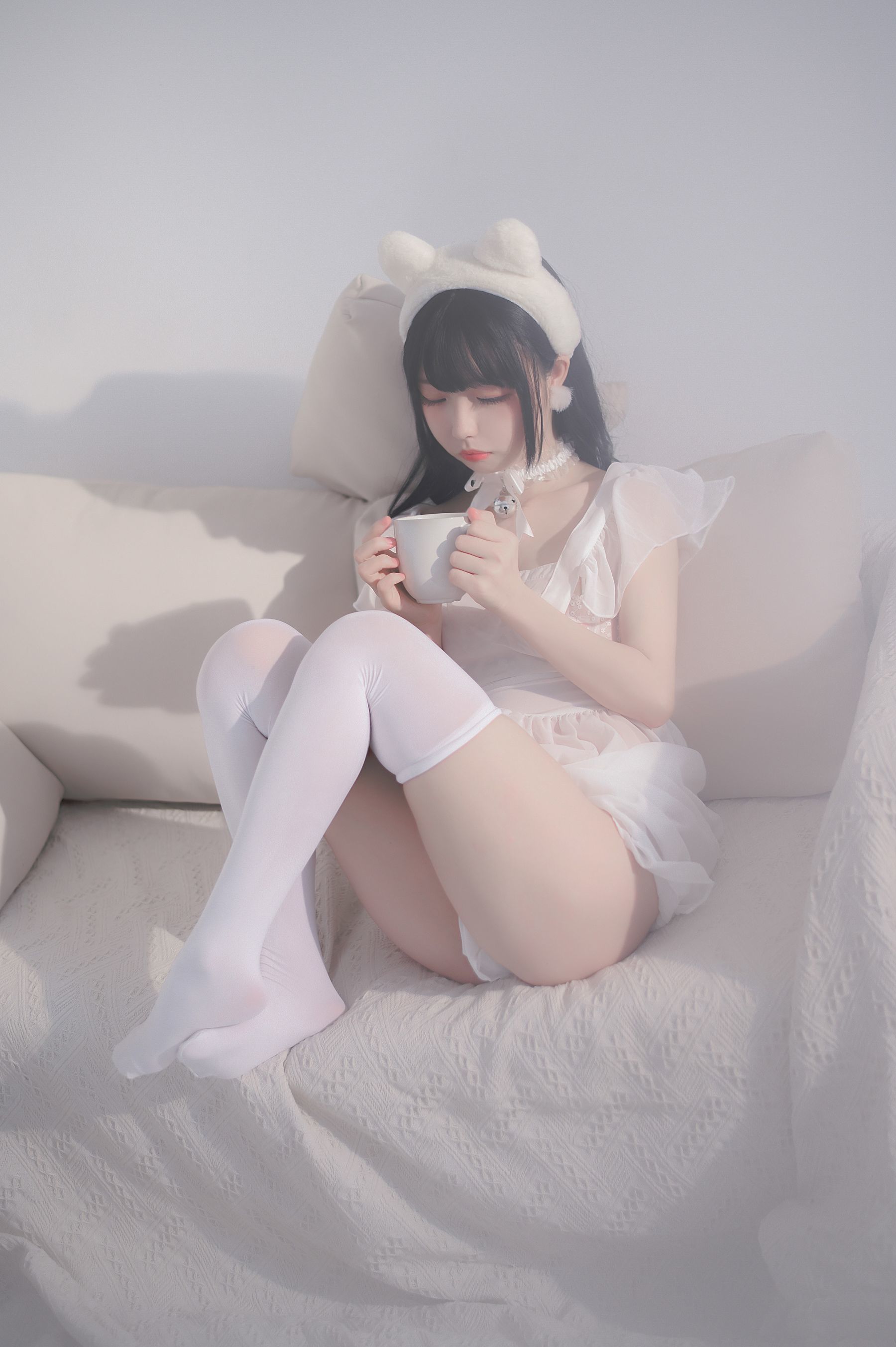 H[COS系] 全网蹲！可爱小龅牙 COSER 十万珍吱伏特 新马甲曝光，7 万粉速冲! 十万珍吱伏特 COSPLAY写真图片包合集[19套+微博图][持续更新]