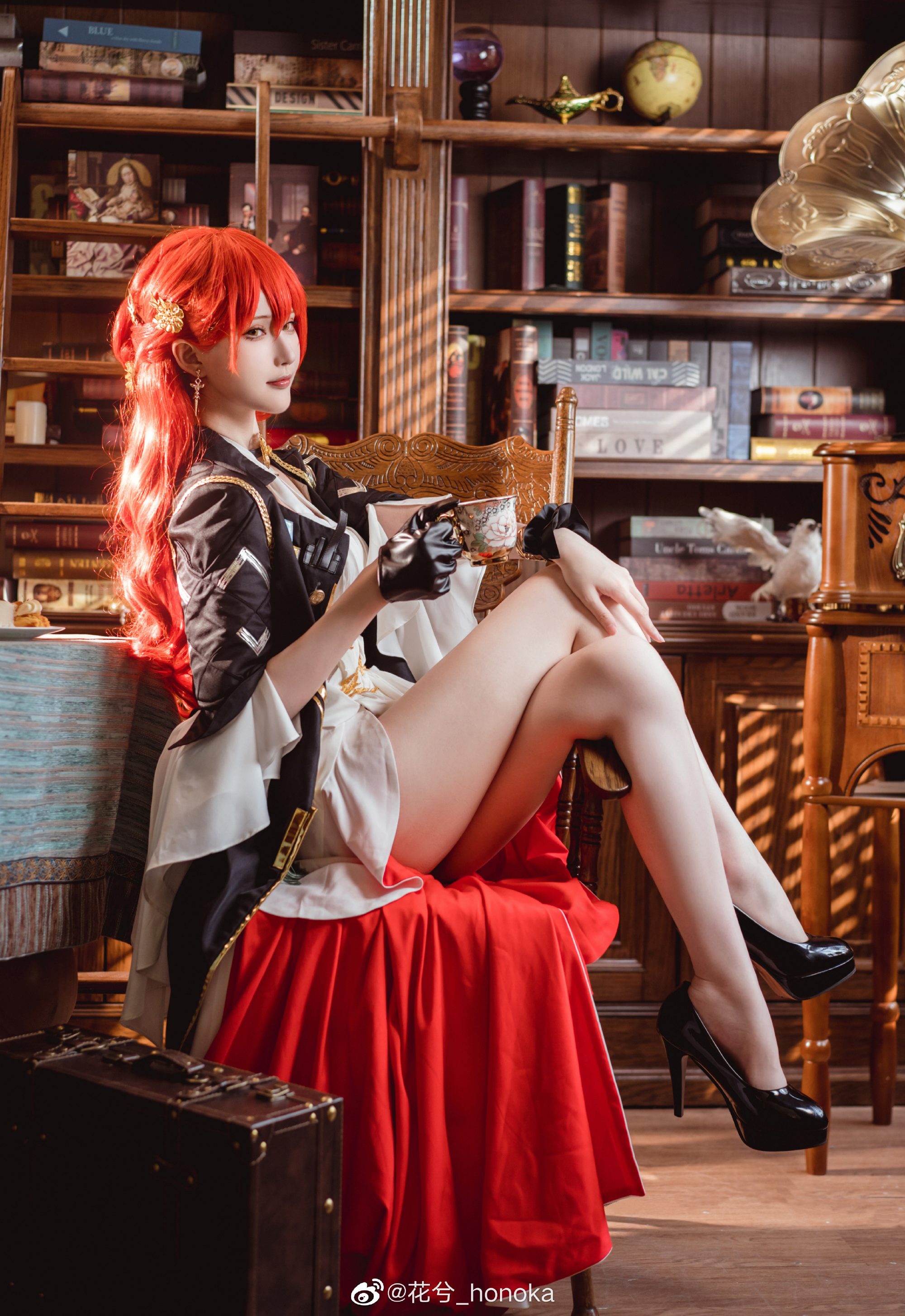 H[COS系]花兮_honoka 99 年苏州金牛妹花兮_honoka！动漫博主 Coser 在线营业超有料 ！COSPLAY写真作品合集[11套][持续更新]