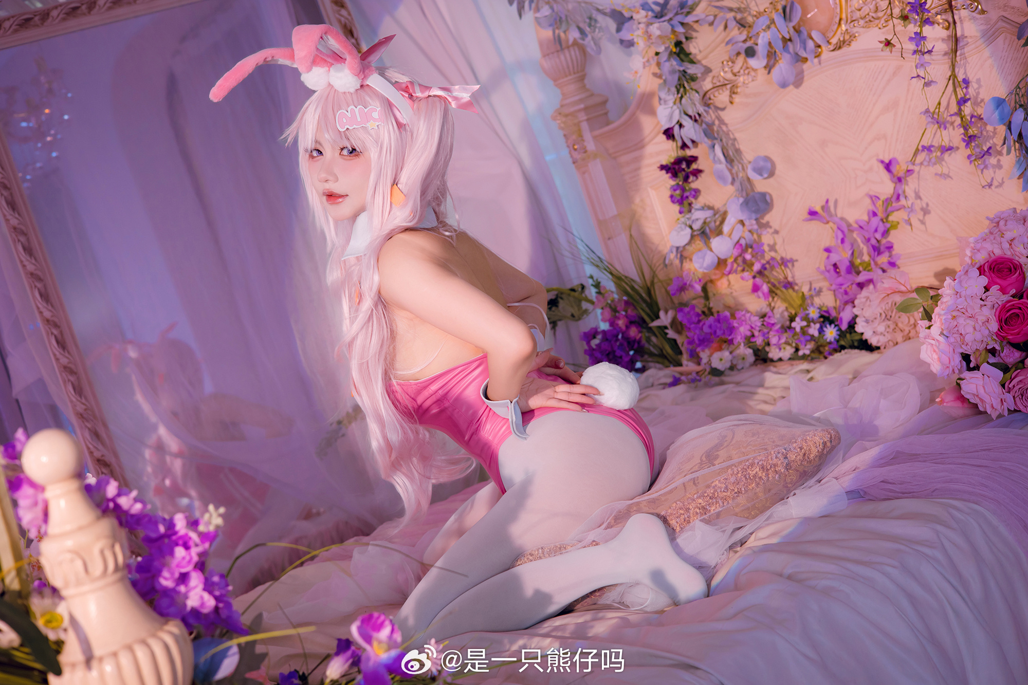 S[COS系] 是一只熊仔吗  正片欣赏 cosplay nikke_胜利女神 爱丽丝 仙境兔女郎