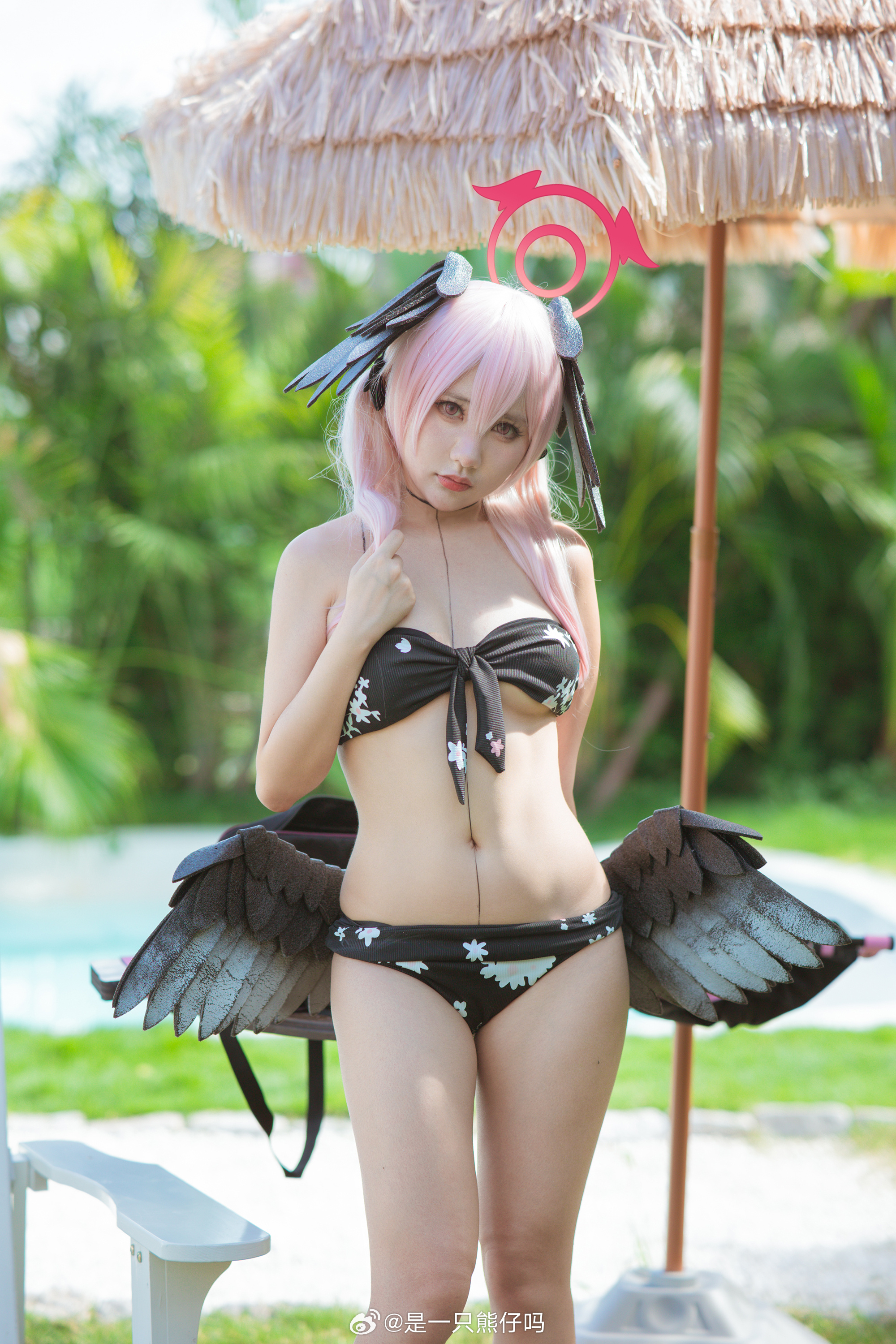 H[COS系]  是一只熊仔吗   封神！26W粉COSER@是一只熊仔吗，身材绝到犯规，甜心造型太杀我 COSPLAY写真作品合集[37套][持续更新]