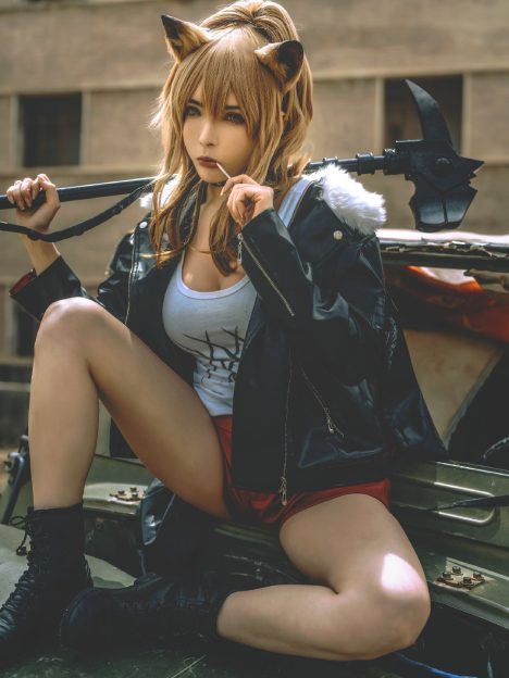 S[COS系] 维娜 是我的第一个六星干员  明日方舟 推进之王@ 秋和柯基