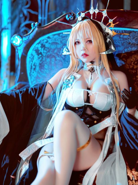 H[COS系] 半半子：二次元界的璀璨明星，70万粉丝心中的女神！半半子 COSPLAY写真图片包合集[104套][持续更新]