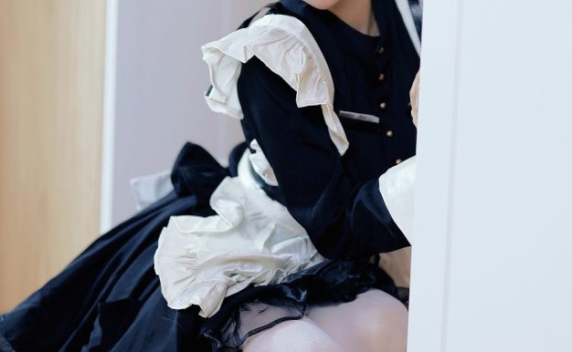 H[COS系] 洛桑w伊梓 猫猫衬衫 雨后天台 地铁吉他 升玖老师 等等 COSPLAY写真图片合集[22套][持续更新]