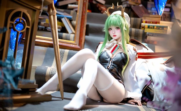 S[COS系]  @浅九ninth COSPLAY 碧蓝航线 拉斐尔 樊笼内的神光