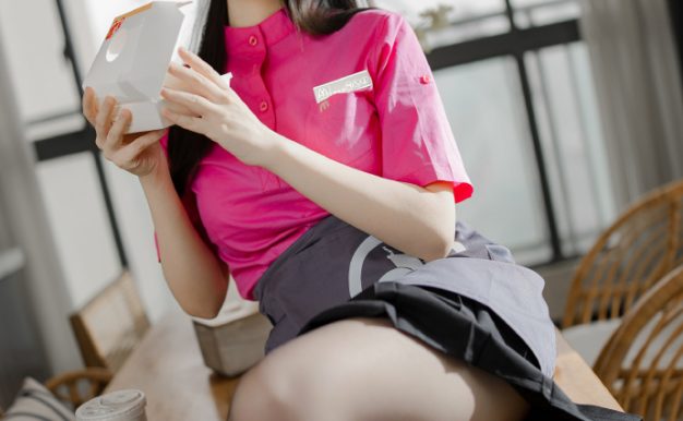 H[COS系] 雪晴Astra/雪晴嘟嘟：武汉甜妹杀疯了！70万粉COSER，卡哇伊脸蛋配魔鬼身材！雪晴Astra COSPLAY写真图包合集[98套][持续更新]