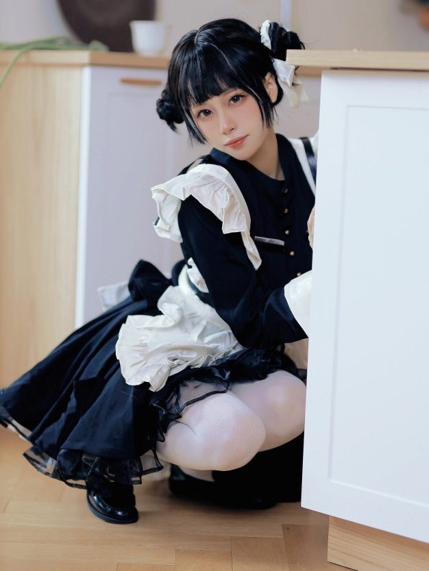 H[COS系] 洛桑w伊梓 猫猫衬衫 雨后天台 地铁吉他 升玖老师 等等 COSPLAY写真图片合集[22套][持续更新]