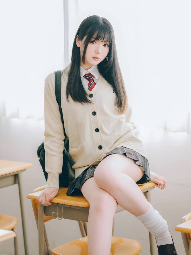 H[COS系] 霜月Shimo 卯月桃子 水手服兔女郎 千鳥格内衣 Houndstooth Underwear写真图片包合集[131套][COSPLAY][持续更新]