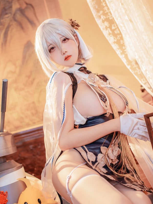 H[COS系] 阿薰kaOri 护士 多情的天使 碧蓝航线 格奈森瑙 等等 COSPLAY 写真图片包合集[53套][持续更新]