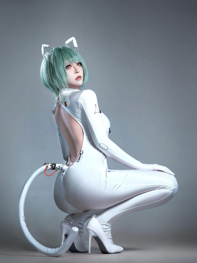 D[COS系] 半半子 cosplay 纳希莫夫 [38P-260MB]