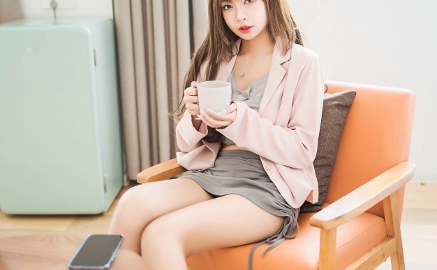 H[摄影机构]YALAYI雅拉伊：有温度的原创摄影平台，唯美清新感直接拉满 ！雅拉伊机构 全套图片包合集1119期及视频160期[持续更新]