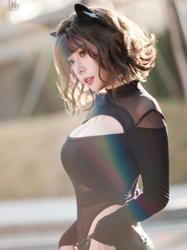 S[COS系] 火辣写真 姐就是冬天里的一把火  香草喵露露_ 御姐范 写真欣赏